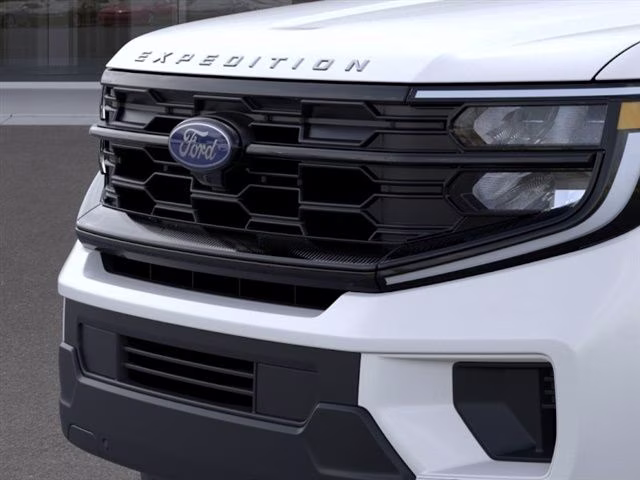 2026 White Metallic Ford Expedition Max Active RWD SUV
