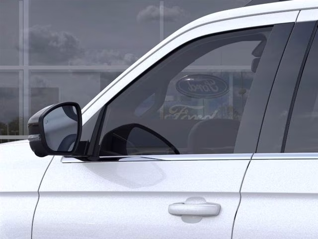 2026 White Metallic Ford Expedition Max Active RWD SUV