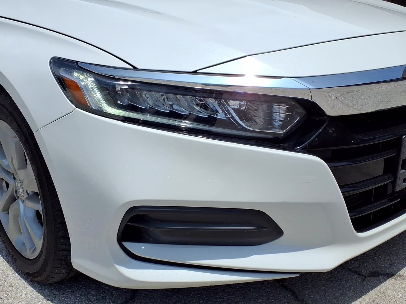 2020 Platinum White Pearl Honda Accord LX FWD Sedan
