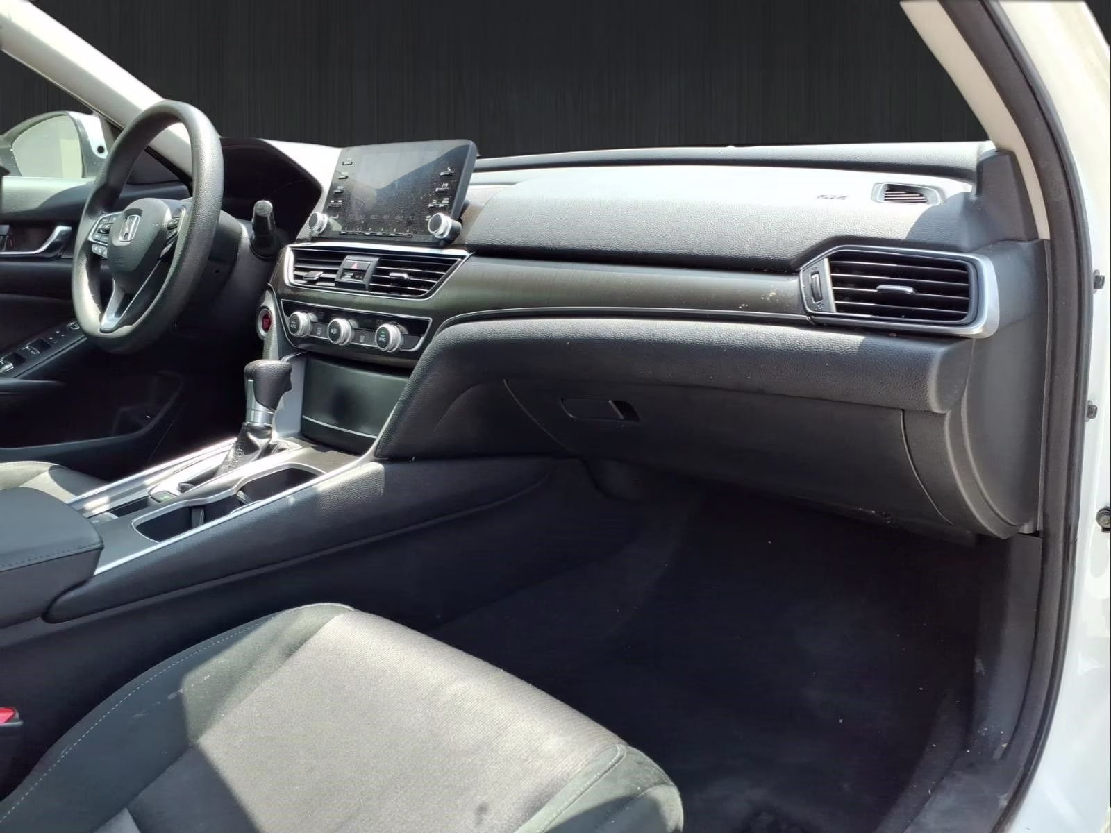 2020 Platinum White Pearl Honda Accord LX FWD Sedan