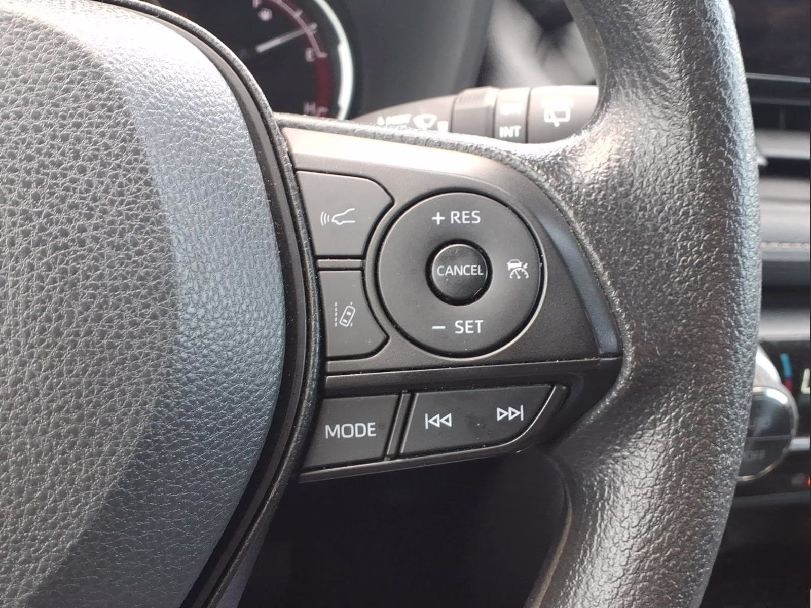 2024 Silver Sky Metallic Toyota RAV4 XLE FWD SUV