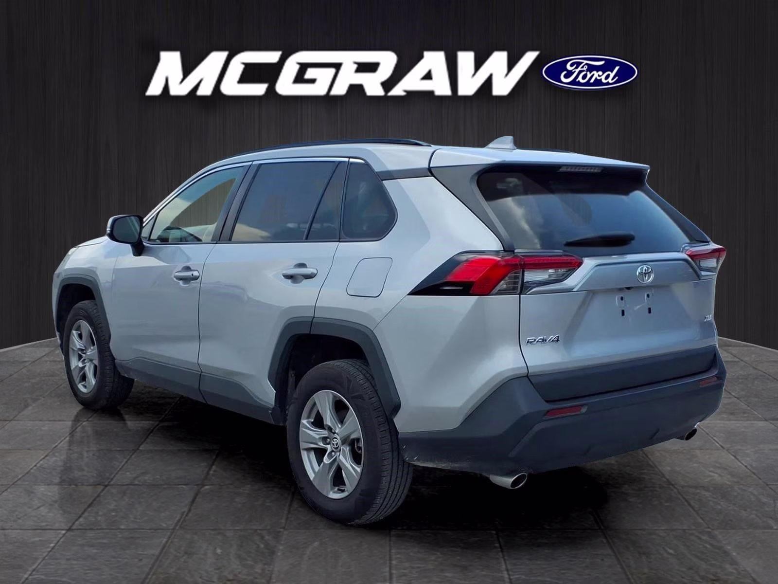 2024 Silver Sky Metallic Toyota RAV4 XLE FWD SUV