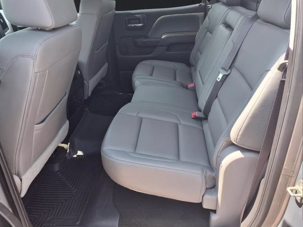 2017 PEPPERDUST METALLIC GMC Sierra SLT 4X4 Truck