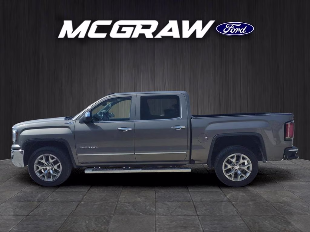 2017 PEPPERDUST METALLIC GMC Sierra SLT 4X4 Truck