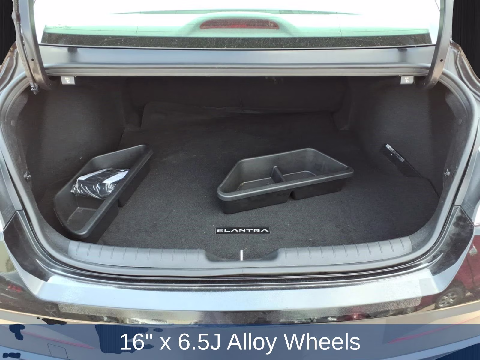 2025 Abyss Black Hyundai Elantra Hybrid Blue FWD Sedan