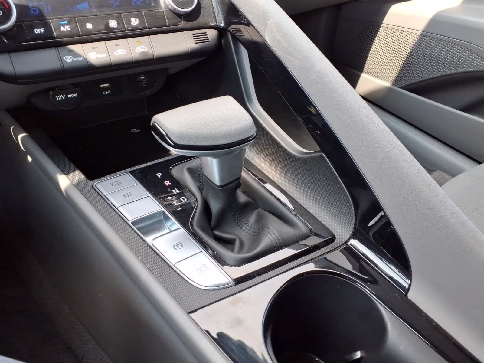 2025 Abyss Black Hyundai Elantra Hybrid Blue FWD Sedan