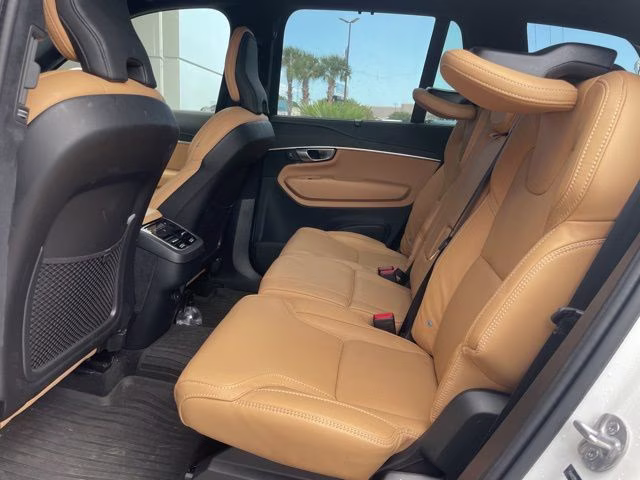 2024 Crystal White Volvo XC90 Ultimate AWD SUV