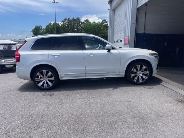 2024 Crystal White Volvo XC90 Ultimate AWD SUV