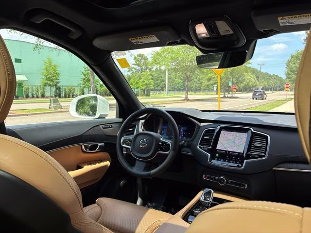 2024 Crystal White Volvo XC90 Ultimate AWD SUV