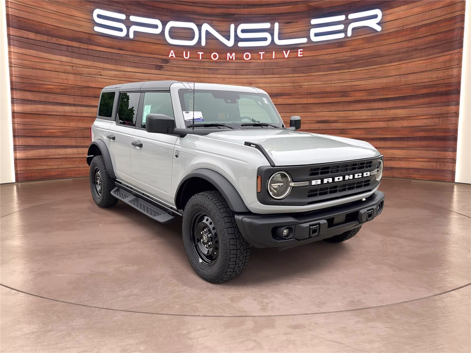 2026 Avalanche Gray Ford Bronco Big Bend 4X4 SUV