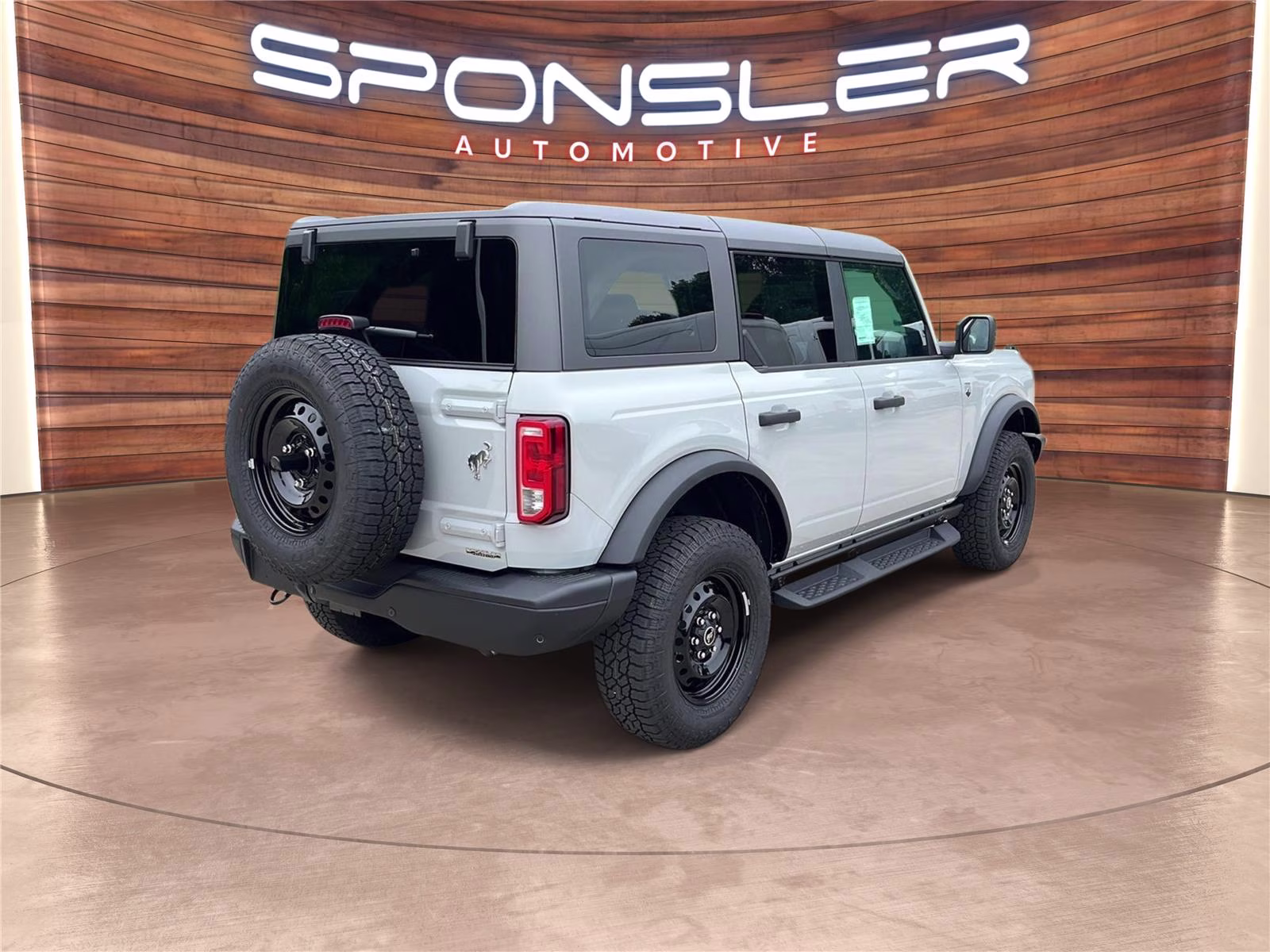2026 Avalanche Gray Ford Bronco Big Bend 4X4 SUV