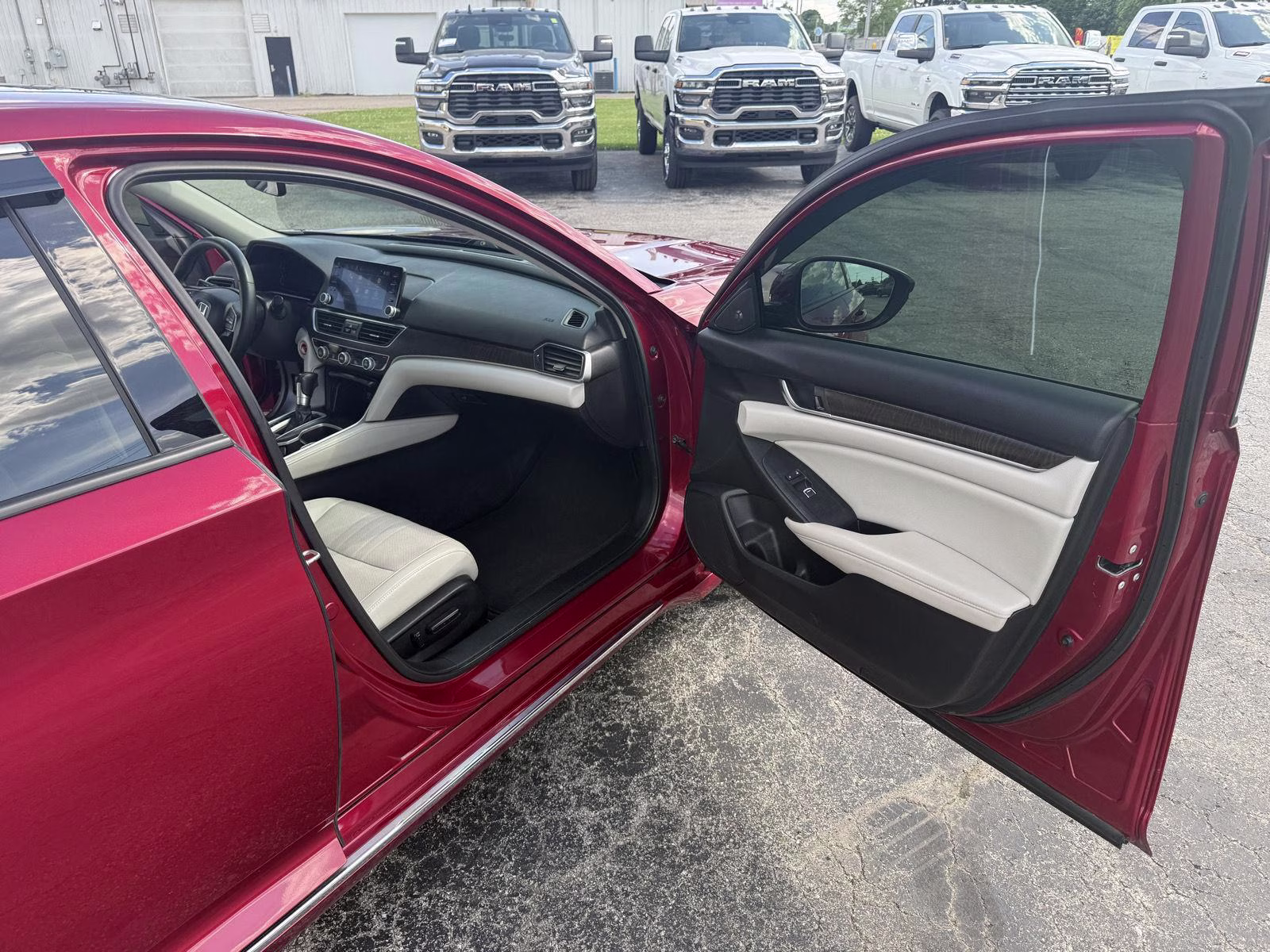 2018 Radiant Red Metallic Honda Accord Sedan EX-L FWD Sedan