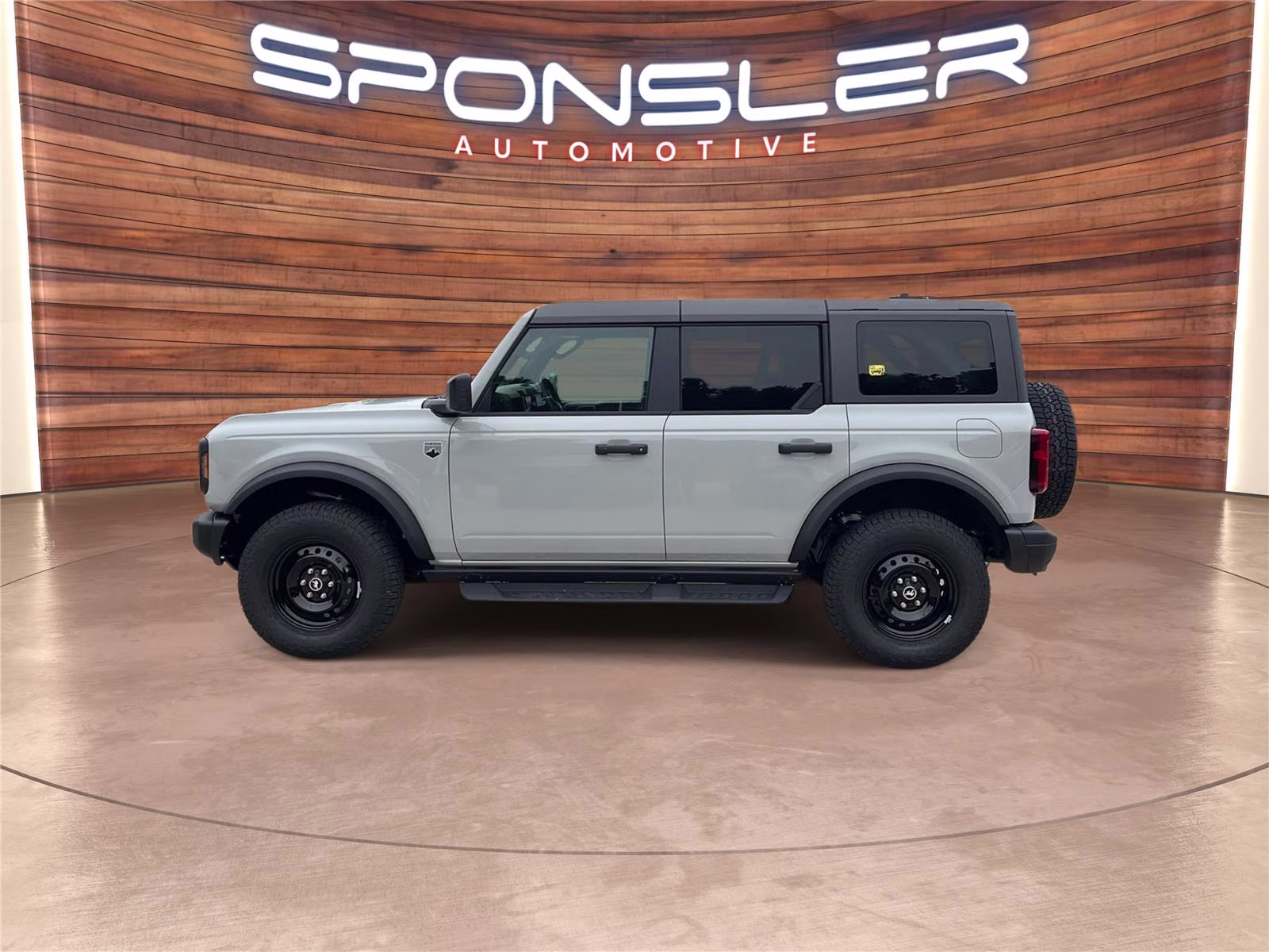 2026 Avalanche Gray Ford Bronco Big Bend 4X4 SUV