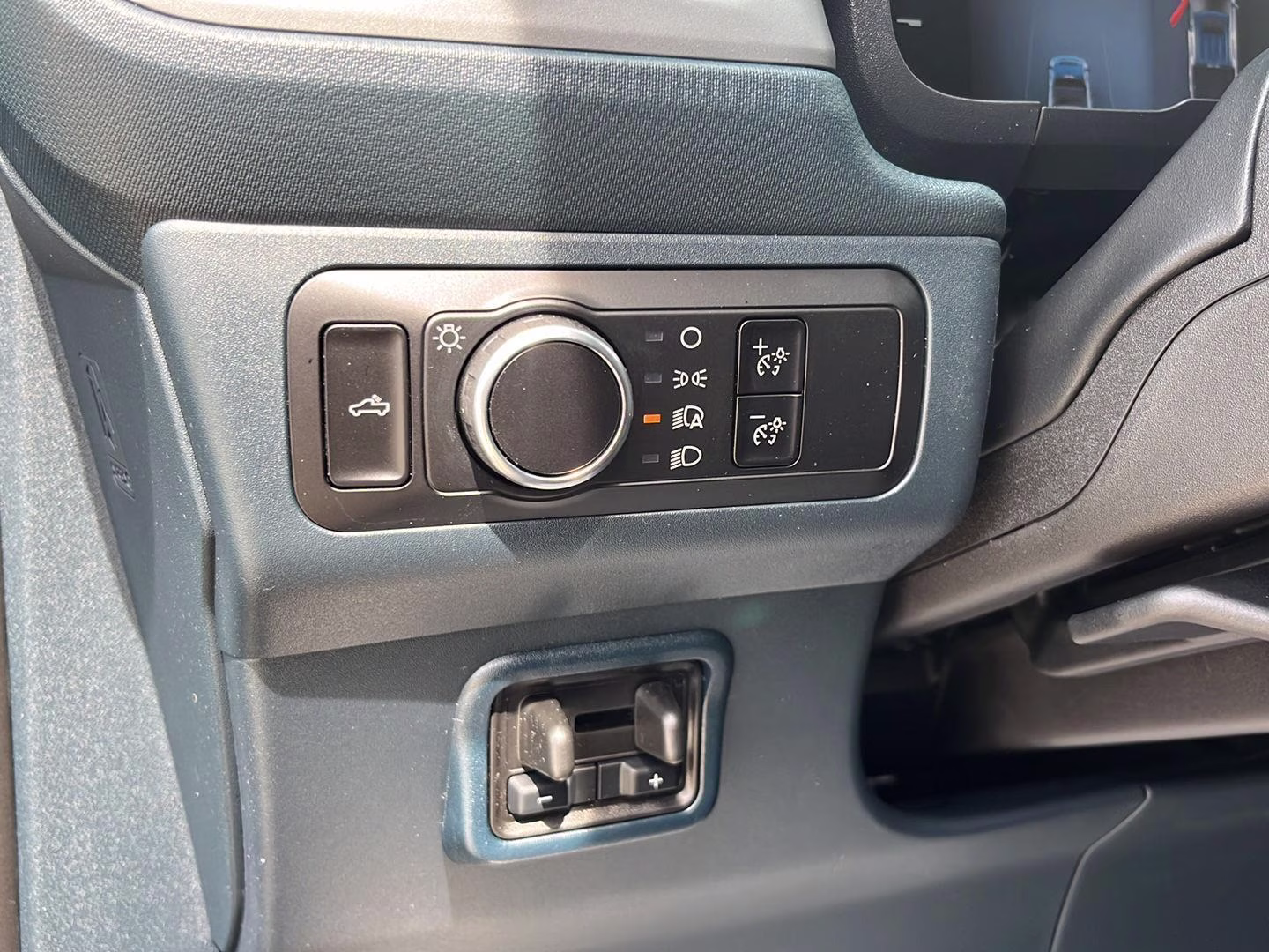 2026 Azure Gray Metallic Tri-Coat Ford Maverick XLT AWD Truck