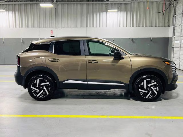 2026 Canyon Bronze Metallic Nissan Kicks SV FWD SUV