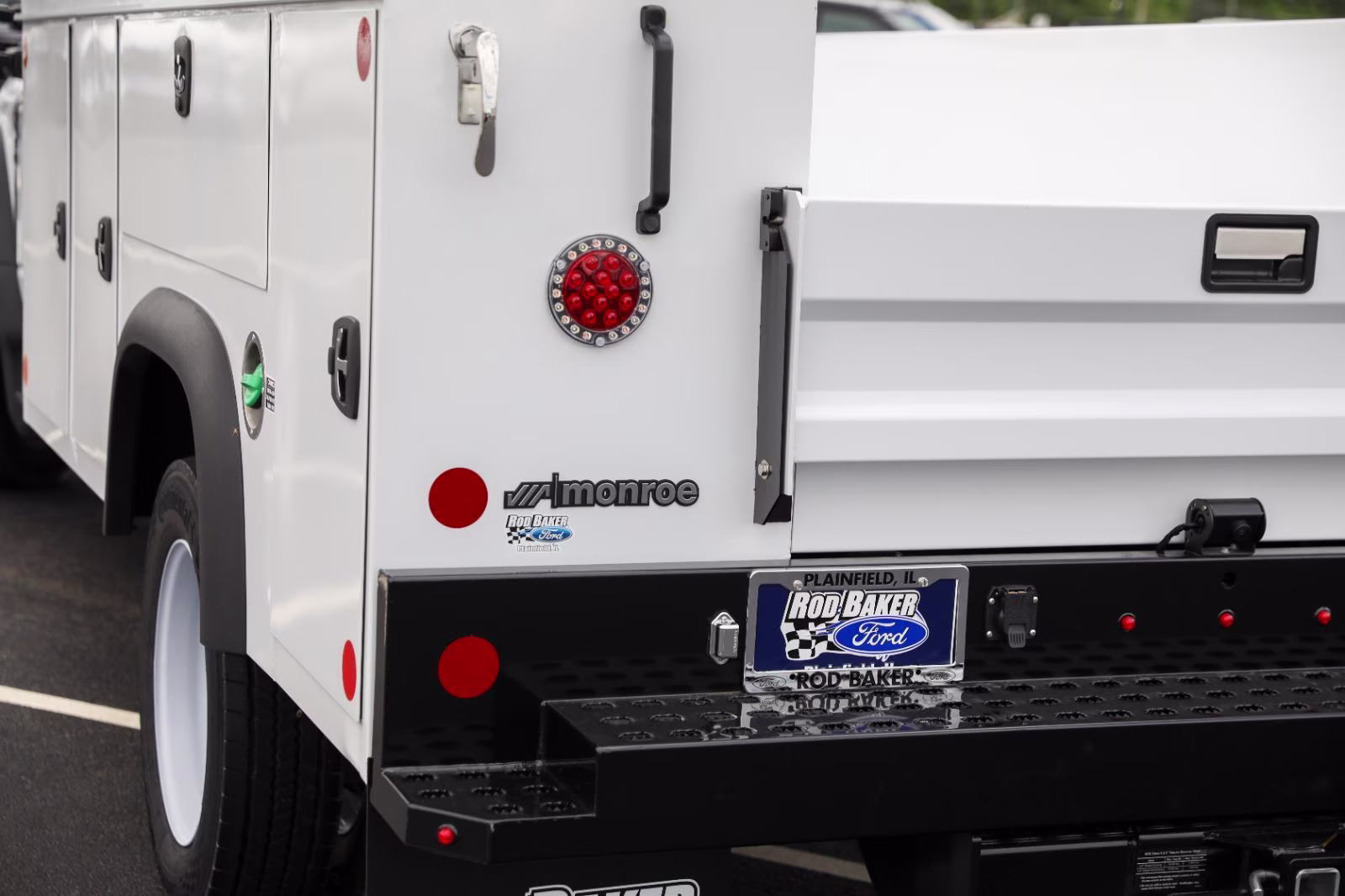 2026 Oxford White Ford Super Duty F-450 DRW XL RWD Truck