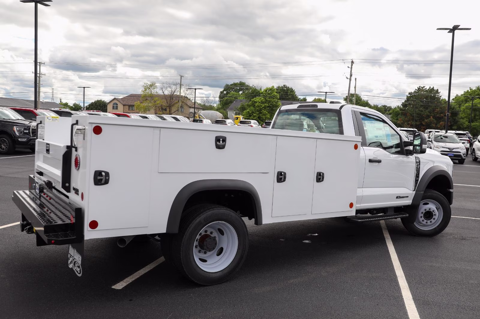 2026 Oxford White Ford Super Duty F-450 DRW XL RWD Truck
