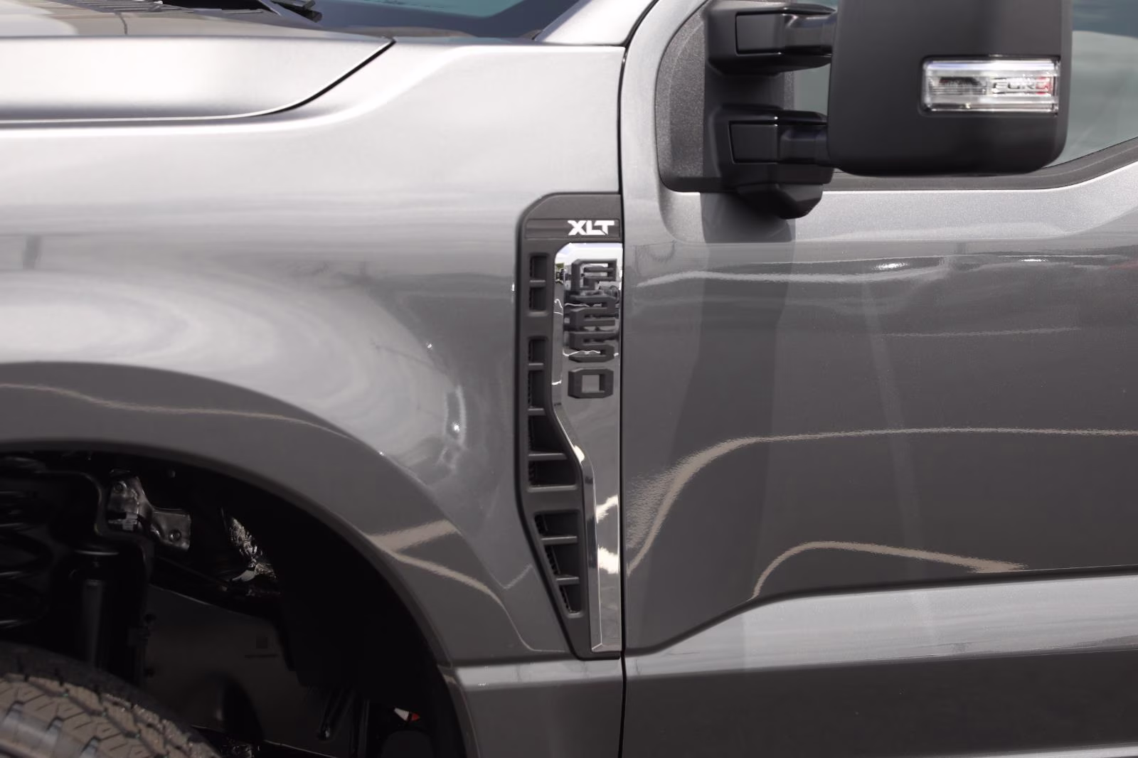 2026 Carbonized Gray Metallic Ford Super Duty F-250 SRW XLT 4X4 Truck