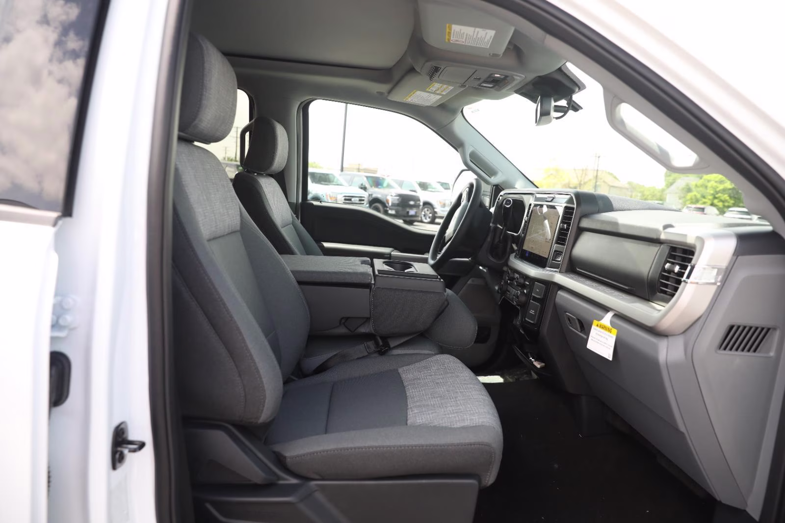 2026 Oxford White Ford Super Duty F-250 SRW XLT 4X4 Truck