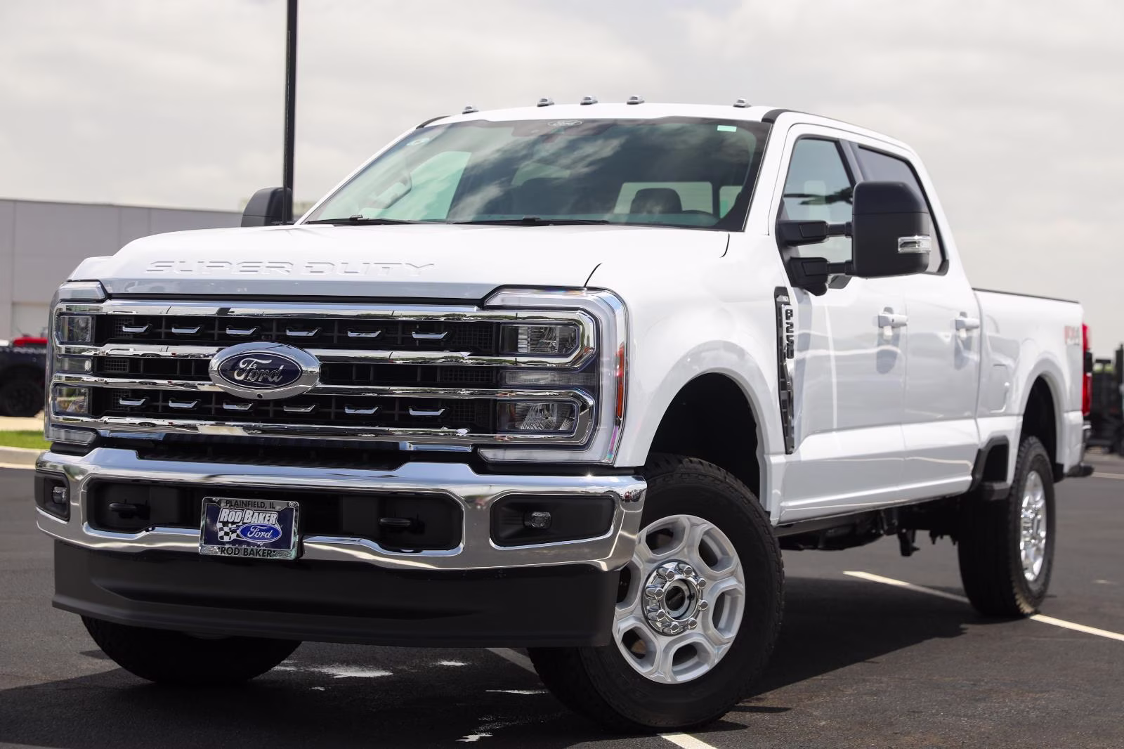 2026 Oxford White Ford Super Duty F-250 SRW XLT 4X4 Truck