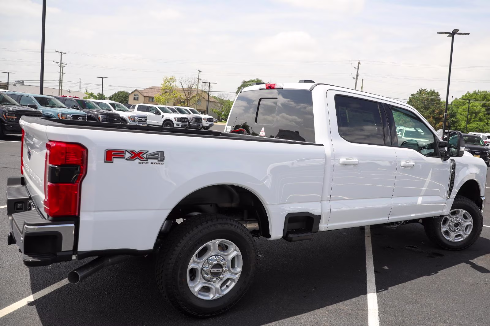 2026 Oxford White Ford Super Duty F-250 SRW XLT 4X4 Truck