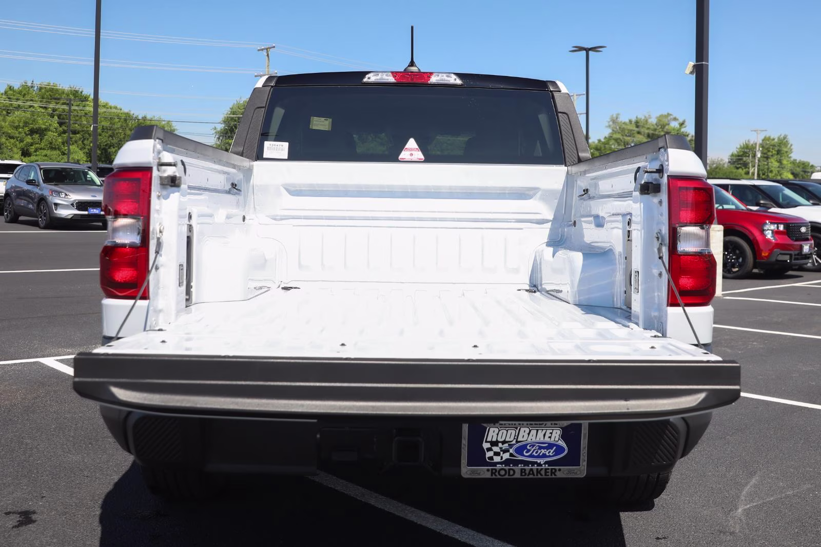 2026 Space White Metallic Ford Maverick XLT AWD Truck