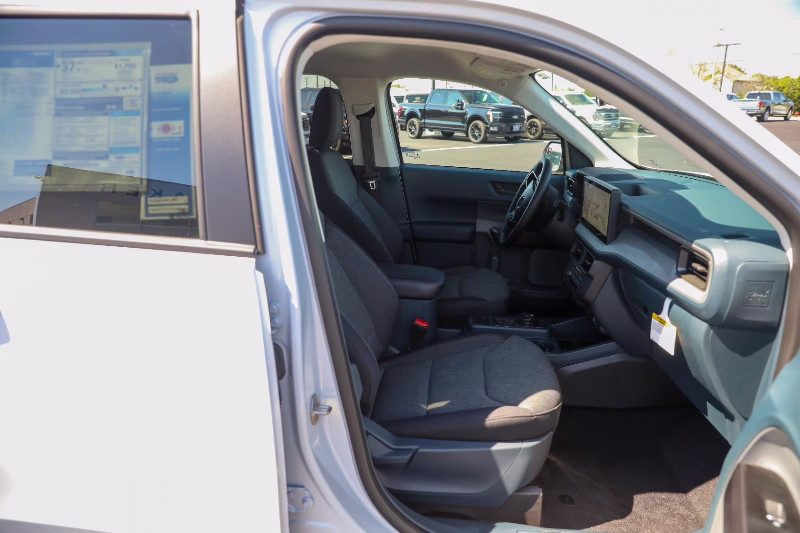 2026 Space White Metallic Ford Maverick XLT AWD Truck
