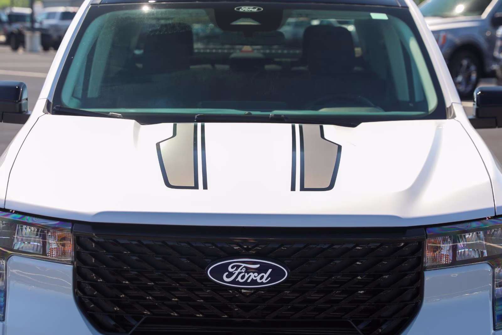 2026 Space White Metallic Ford Maverick XLT AWD Truck