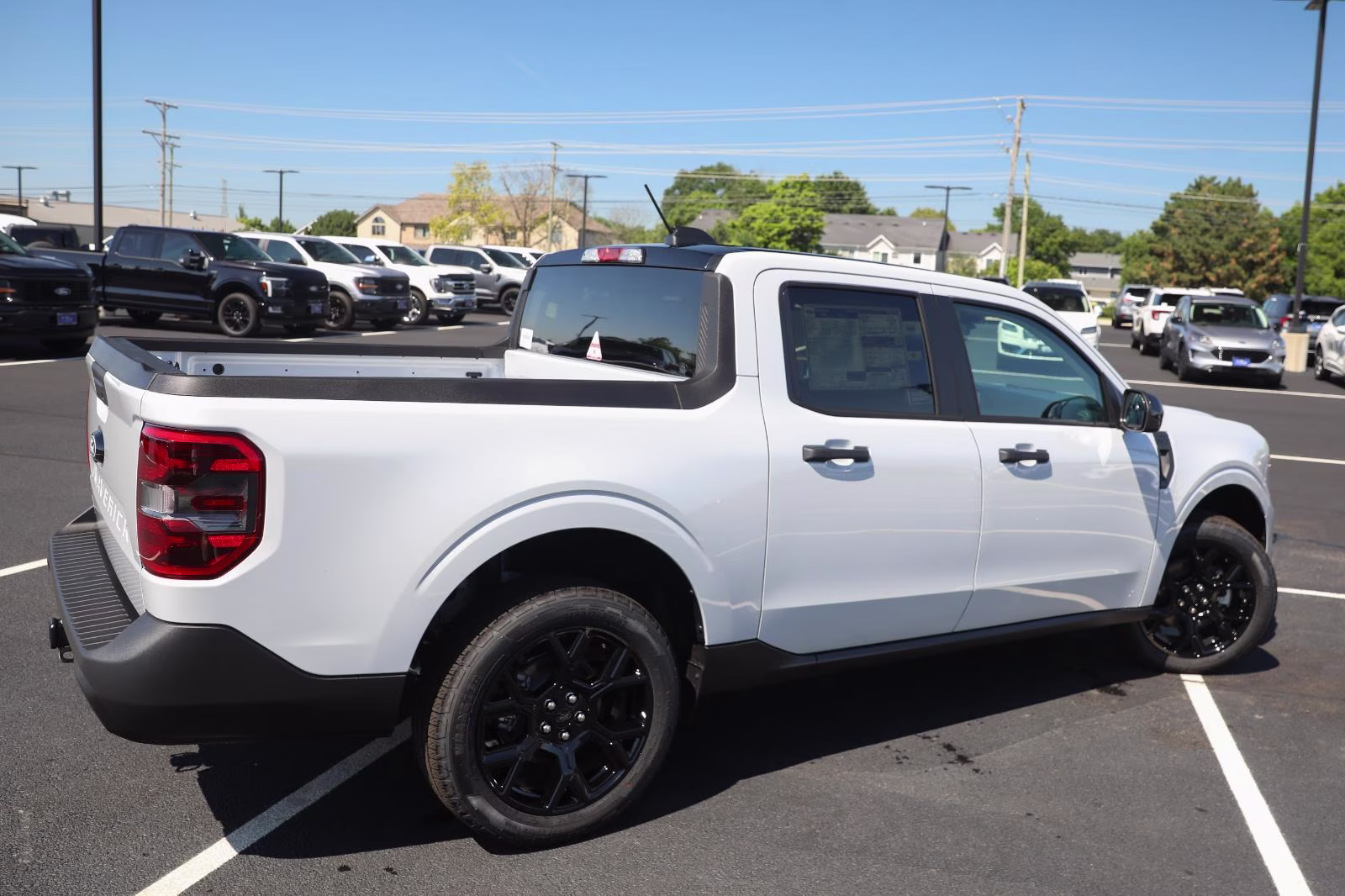 2026 Space White Metallic Ford Maverick XLT AWD Truck
