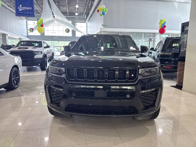 2026 Diamond Black Crystal Pearlcoat Jeep Grand Cherokee L Summit 4X4 SUV