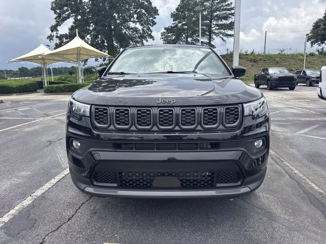 2026 Diamond Black Crystal Pearlcoat Jeep Compass Latitude Altitude 4X4 SUV