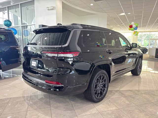 2026 Diamond Black Crystal Pearlcoat Jeep Grand Cherokee L Summit 4X4 SUV