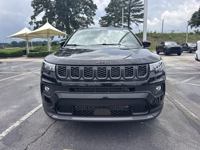 2026 Diamond Black Crystal Pearlcoat Jeep Compass Latitude Altitude 4X4 SUV