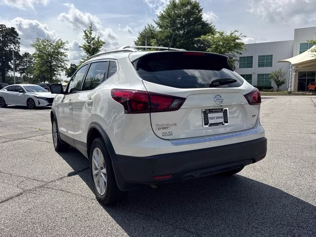 2019 Pearl White Tricoat Nissan Rogue Sport SV FWD SUV