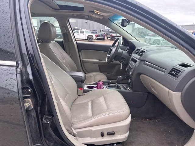 2012 Black Ford Fusion SEL FWD Sedan