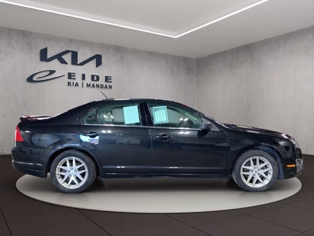 2012 Tuxedo Black Ford Fusion SEL FWD Sedan