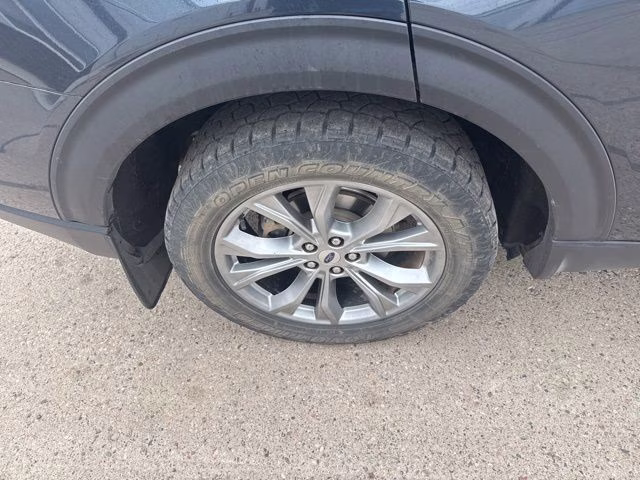 2022 Stone Blue Metallic Ford Explorer XLT 4X4 SUV