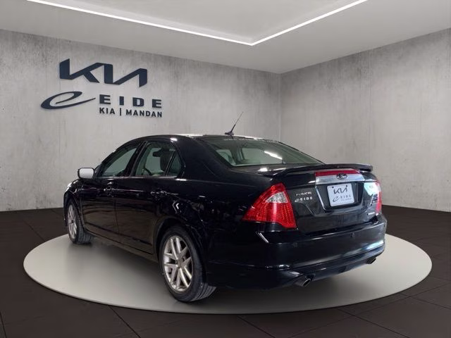 2012 Tuxedo Black Ford Fusion SEL FWD Sedan