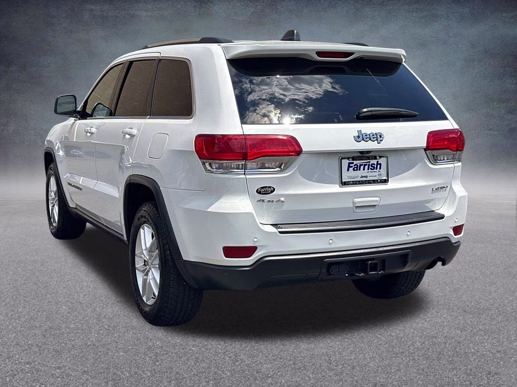 2017 Bright White Clearcoat Jeep Grand Cherokee Laredo 4X4 SUV