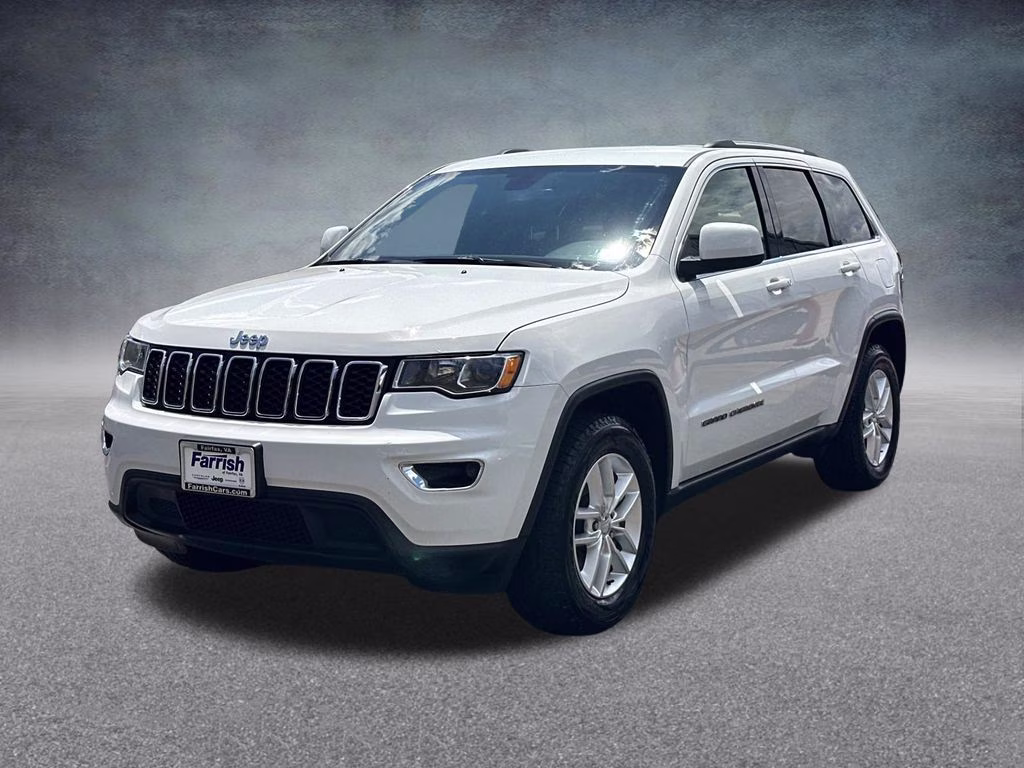 2017 Bright White Clearcoat Jeep Grand Cherokee Laredo 4X4 SUV