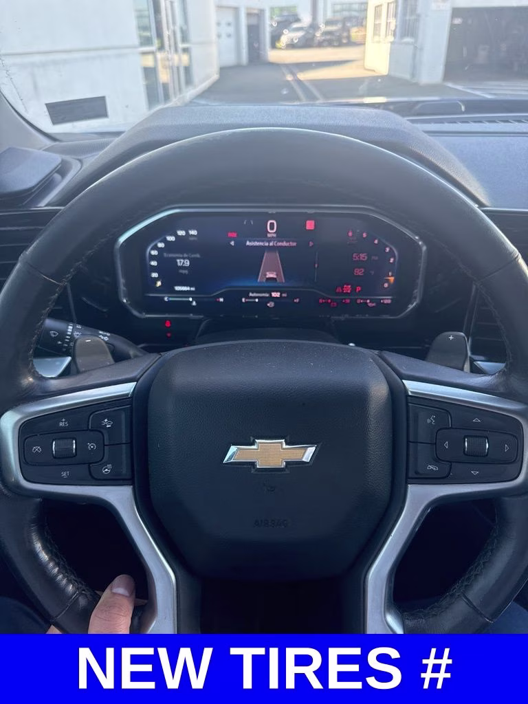 2022 Glacier Blue Metallic Chevrolet Silverado 1500 LT 4X4 Truck