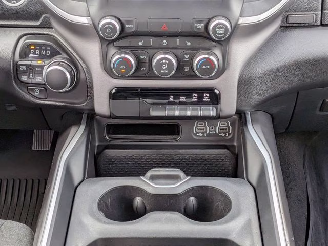 2022 Patriot Blue Pearlcoat Ram 1500 Big Horn/Lone Star 4X4 Truck
