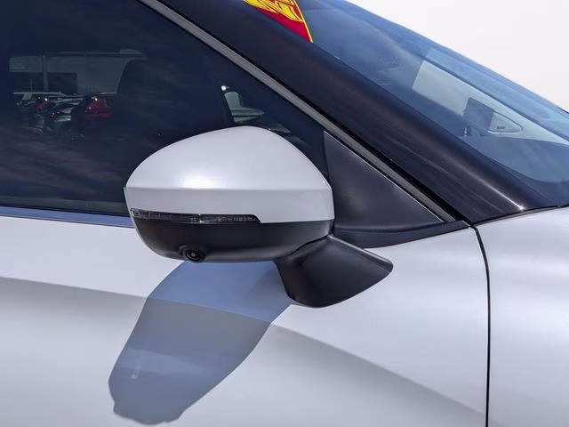 2023 White Diamond Mitsubishi Outlander SEL FWD SUV