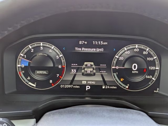 2023 White Diamond Mitsubishi Outlander SEL FWD SUV