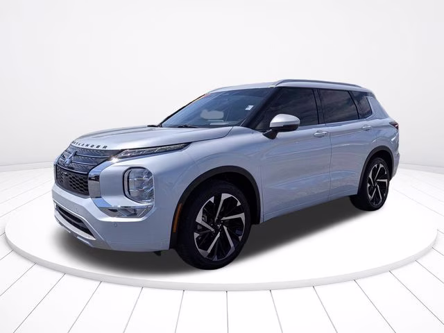 2023 White Diamond Mitsubishi Outlander SEL FWD SUV