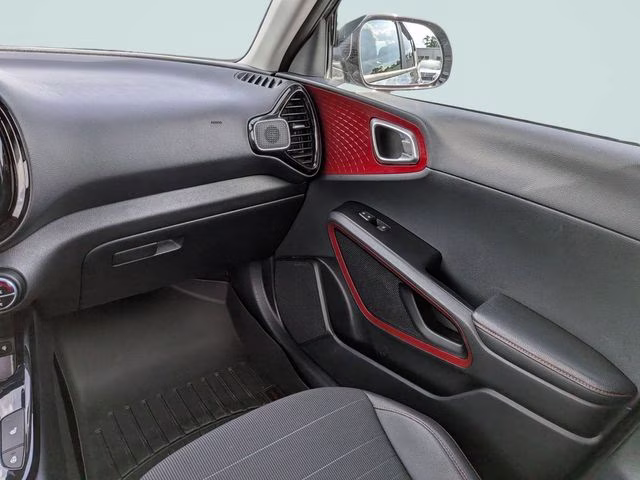 2022 Gravity Gray Kia Soul Turbo FWD Hatchback