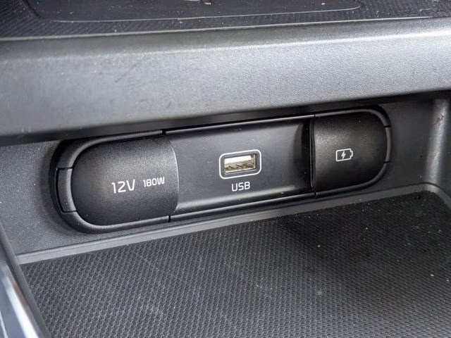 2022 Gravity Gray Kia Soul Turbo FWD Hatchback