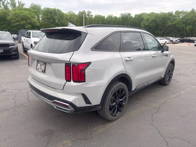 2022 Wolf Gray Kia Sorento SX AWD SUV