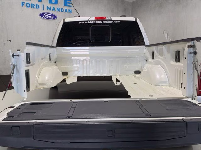 2022 White Metallic Ford F-150 Lariat 4X4 Truck