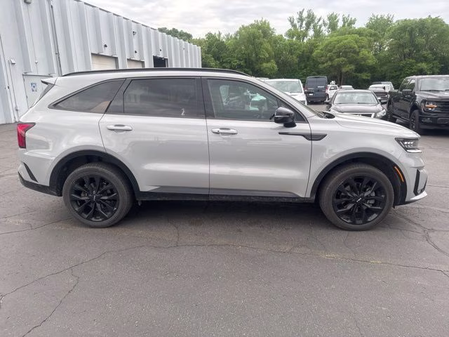 2022 Wolf Gray Kia Sorento SX AWD SUV